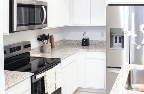 Haverhill Condo | Spacious 4-bedroom condo with WiFi and AC in pleasant Haverhill