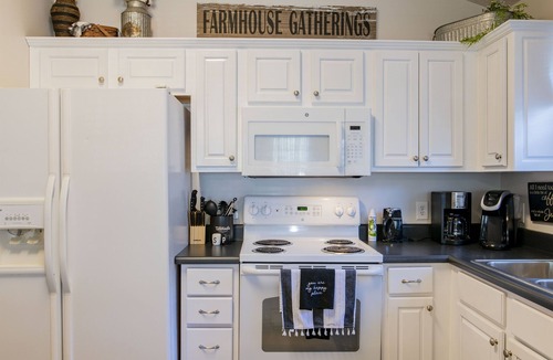 Northwest Pensacola House | Spacious 4 BR Home near shopping, dining & beaches