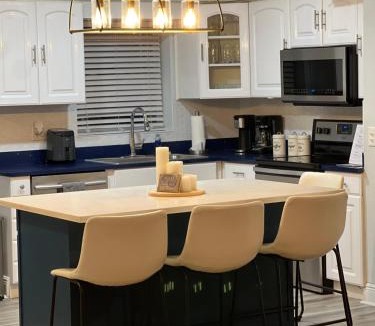 Carrollwood House | Spacious 4BR Home in Tampa Near Busch Gardens