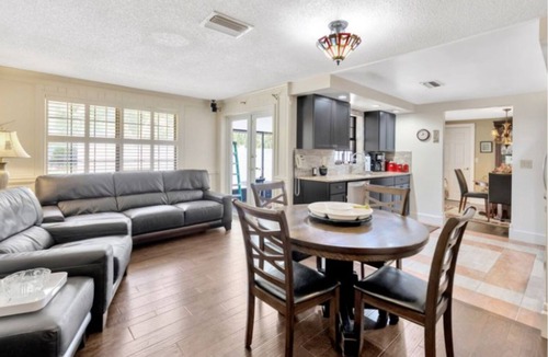 Ballast Point House | Spacious 4BR Home on Bayshore
