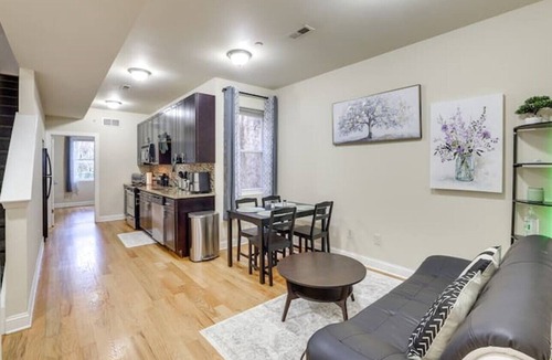 North Philadelphia West Apartment | Spacious 5-bedroom apartment in lovely Philadelphia with WiFi, Free Parking