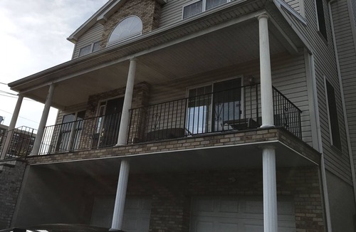 Paterson Apartment | Spacious Amazing 3 Bedroom Apartment With Fireplace ~ Minutes From NYC