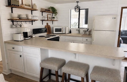 Hamlin House | Spacious cozy, comfy home in The Poconos, private community of The Hideout