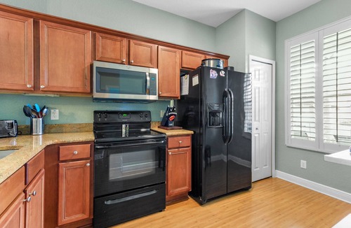 Regal Palms House | Spacious Family Townhome - Short Drive to Disney and Parks!