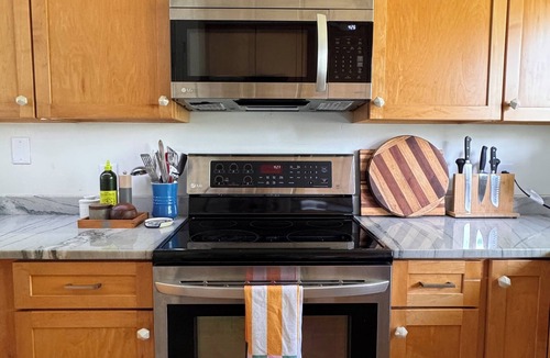 Atlantic Beach House | Spacious, family-friendly beach house