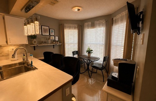 Orlando House | Spacious Orlando Retreat Near UCF & Downtown, Family-Friendly 3BR Home