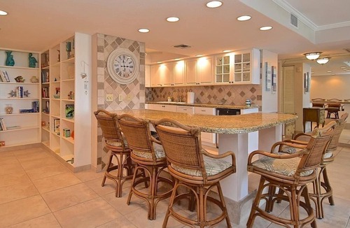 Siesta Key Condo | Spacious & Quiet at Fishermans Haven on Siesta Key. Private Beach, Heated Pool, Fish on the Bay. FH6