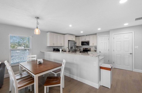 Tampa House | Spacious Waterfront Home Near Downtown Tampa