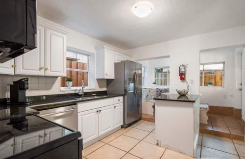 Bradenton Villa | Spanish Sunset Villa w/Saltwater Pool + Outdoor Propane Fire Table!