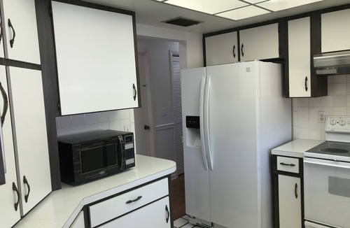 West Bradenton House | Sparkling Clean Home near Manatee River and Beaches NW Bradenton area
