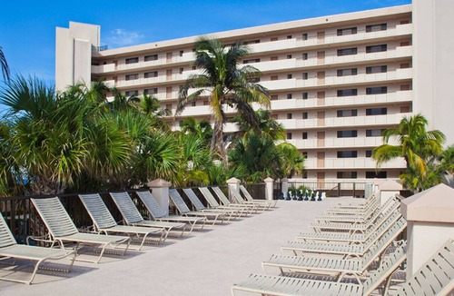 Hutchinson Island South Condo | Spectacular 2BD vacation condo in pristine Treasure cove resort amenities, pools, games, ping pong