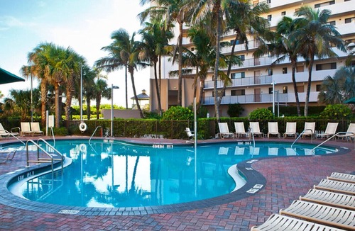 Hutchinson Island South Condo | Spectacular 2BD vacation condo in pristine Treasure cove resort amenities, pools, games, ping pong