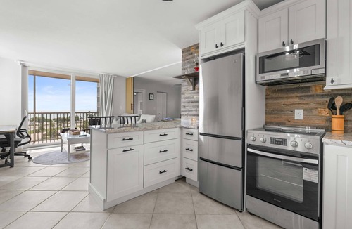 Bonita Springs Condo | Spectacular Gulf Views Close To Beach Studio 4606