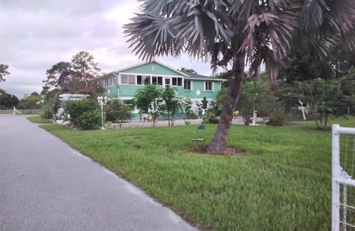 Rural Estates House | Spectacular place in Golden Gates Estates