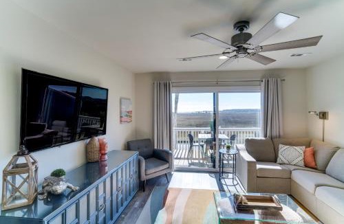 Oceanmarsh Subdivision House | St Helena Island Vacation Rental: Walk to Beach!