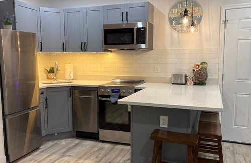 Historic Uptown House | St. Pete 5th Ave Oasis