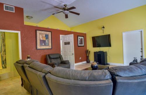 Pinellas Point House | St Petersburg Vacation Home 6 Mi to St Pete Beach!