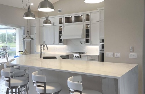 Pelican House | Starlight 1036 Luxury 3BR Waterfront Gourmet Kitchen Heated Pool & Spa w/Tiki Hut On Large Dock