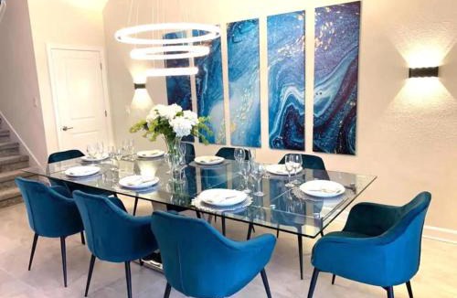 Davenport House | Stay Next to the Magic at Champion Gates