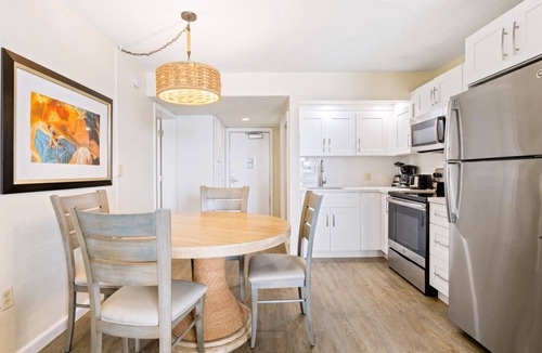 Lower Matecumbe Beach Condo | Stay Salty: Keys Dreams 1BR Condo Steps from the Sand