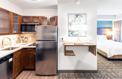Naples Hotel | Staybridge Suites - Naples - Marco Island by IHG
