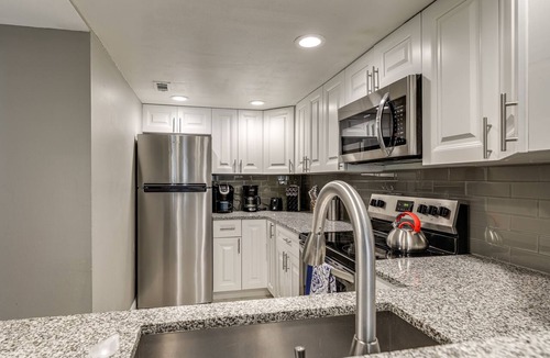 Palm Beach Shores Condo | Steps to the Beach on Singer Island