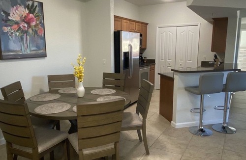 Naples Apartment | Stunning 3BR/2BA Condo in Naples