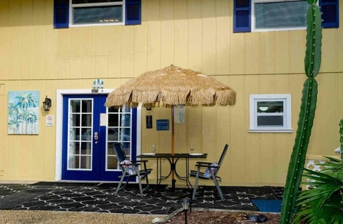 Englewood Villa | Stunning Bay View! Pool & great Manasota Key spot!
