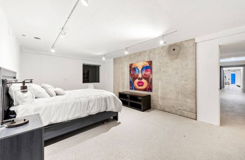 Northeast Coconut Grove Villa | Stunning Modern Villa with European Kitchen, Gym, Sauna and Lap Pool