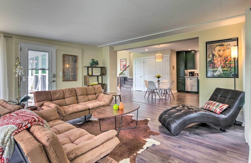 Chimney Rock Cottage | Stunning Mtn Views! Group Getaway in Chimney Rock