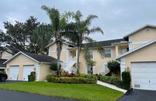 North Naples Condo | Stunning Naples condo - Great location! Pool/Pickle/tennis steps outside door