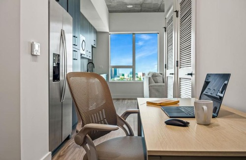 Channel District Apartment | Stunning Studio | New and Luxury | Free Parking!