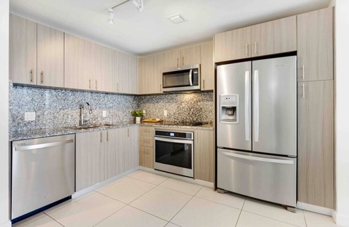 Doral Apartment | Stylish and Modern 1BR | Resort-Style Amenities