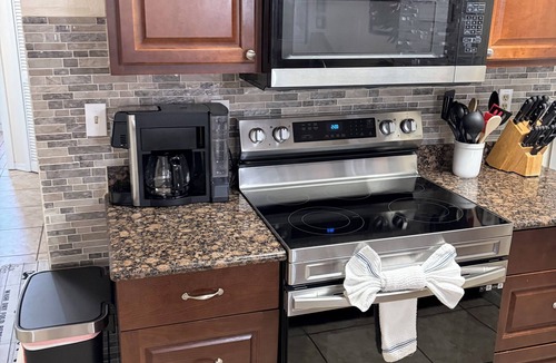 Chatham Park Condo | Stylish, first floor 3 bedroom condo minutes to Disney parks, shopping and more