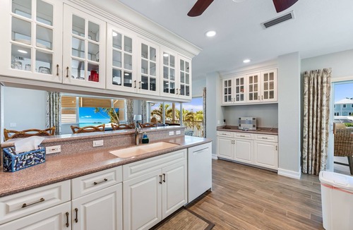 Fort Myers Beach House | Stylish Home with New Luxury Pool! Steps to Beach, Restaurants, Nightlife, Entertainment, and more!