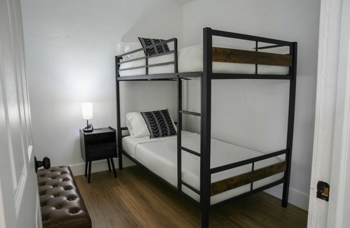 Old Northwood Historic District Hotel | Stylish & Modern Cosmo Suite | Perfect for Couples & Getaways!