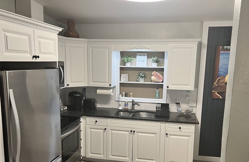Disston Heights House | Stylish St Pete home, close to downtown and beaches. Fully updated!