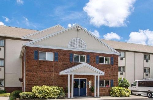 Melbourne Hotel | Suburban Studios Melbourne Airport