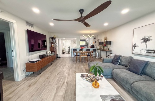 Madeira Beach Condo | Summer Rate · Designer Waterfront · 3-Blocks to Beach · Pool, Spa & Pickleball