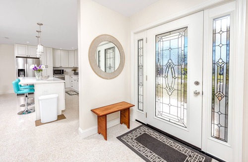 Seminole House | Sunny 3 bd residential home w/pool 5min to beach