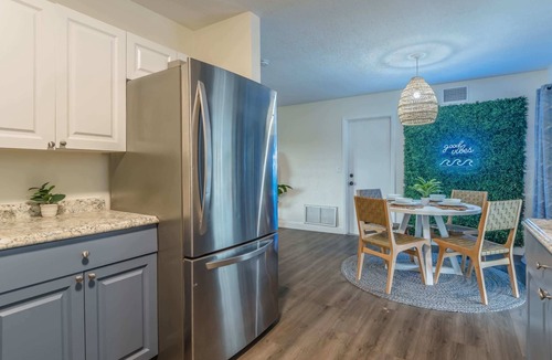 Walsingham House | Sunny 3BR escape w/tiki patio dining & yard
