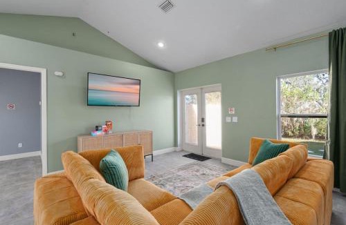 Auburndale House | Sunny Auburndale Retreat with Pool