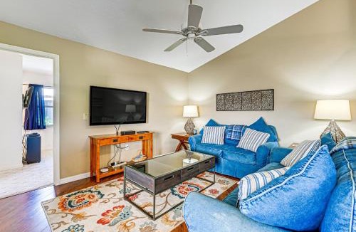 Highland Villa | Sunny Canal-View Villa w/Lanai in Sebring!