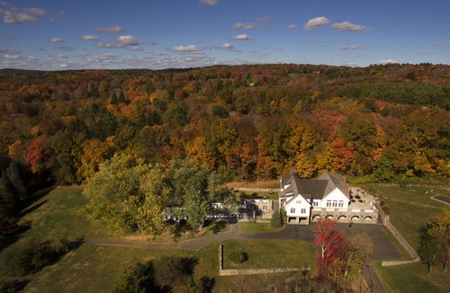 Washington House | Sunny Ridge - Best Town & Estate 2 Hrs NYC, Heated Pool, Restaurants, PoshPadsCT