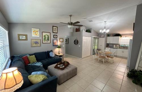 Highland Apartment | Sunny Sebring Getaway
