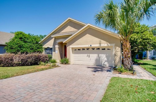 Bridgeford Crossing House | Sunny Villa w/Lanai: 17 Mi to Disney!