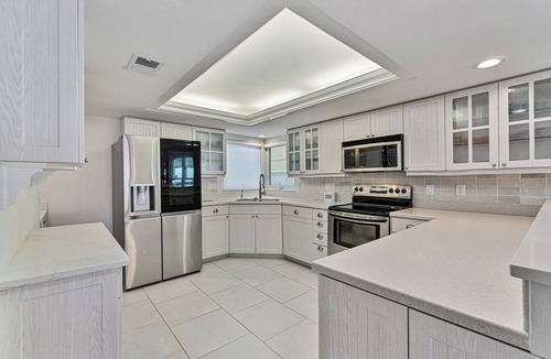 Bonita Springs House | Sunset Beachfront Luxury – 4BR/4.5BA+Loft, Fresh Coastal Design & Elevator