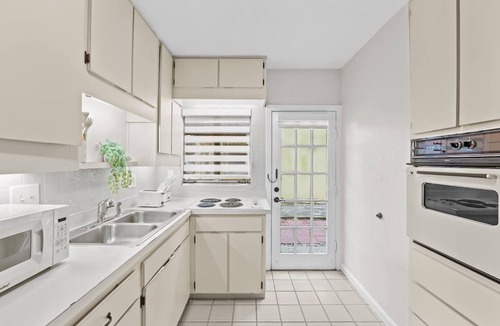 Historic Downtown Kissimmee House | Super Boho - Lake Toho Timeless Charm