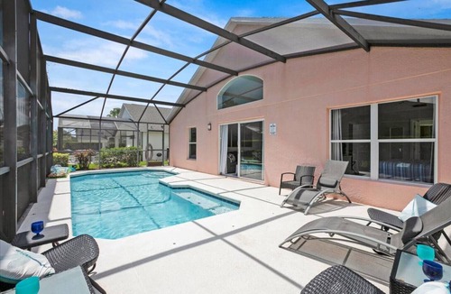 Lake Berkley House | Super Spacious House w/Private Pool and Game Room