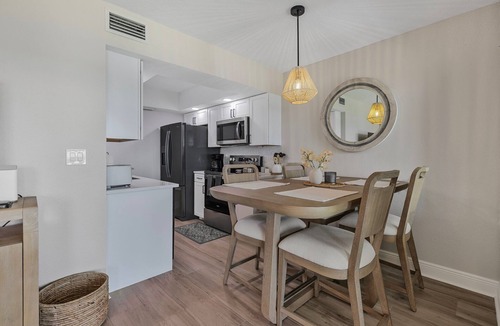 Fort Myers Beach Condo | Surf and Sand Suite - Sportsman's Cove at Fort Myers Beach